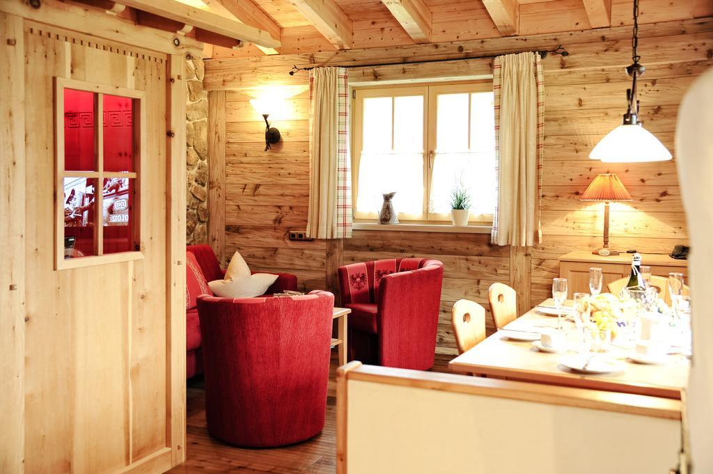 Luxury Chalets Wiesenruh Bichlbach Exteriör bild