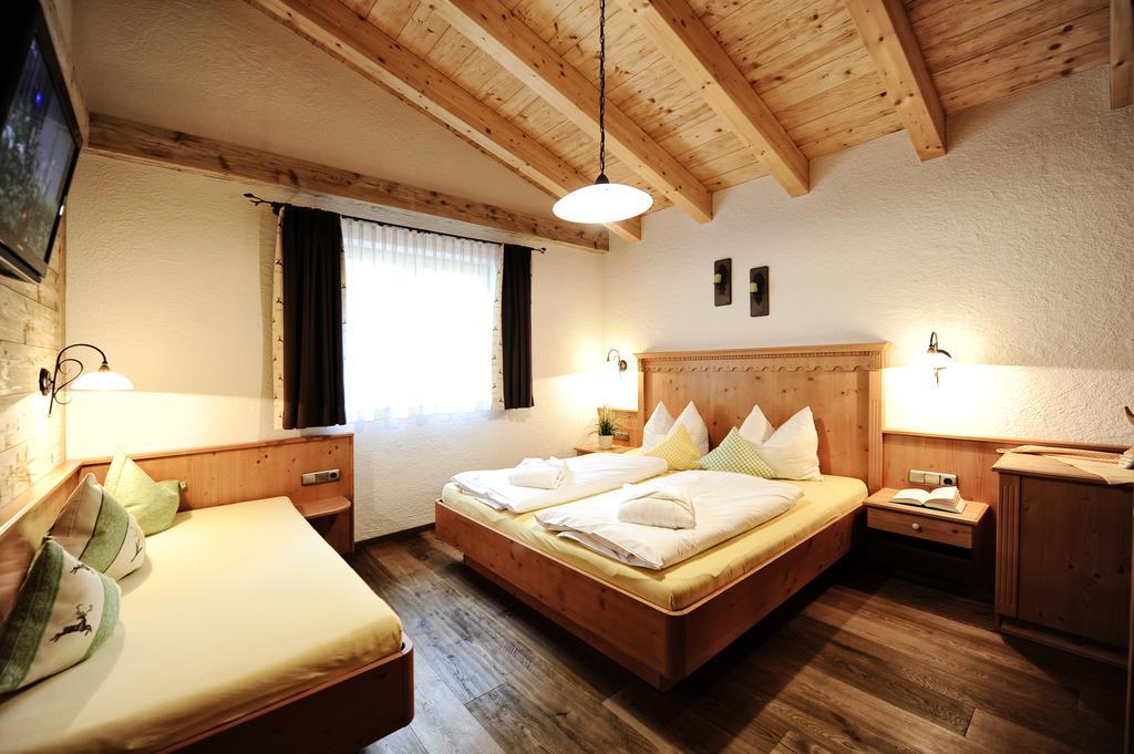 Luxury Chalets Wiesenruh Bichlbach Exteriör bild